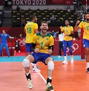Seleção brasileira de vôlei masculino bate EUA e encaminha ida às quartas de final