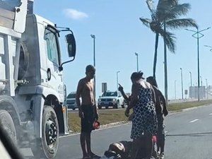 [Vídeo] Jovem fica ferido após ser atropelado na Avenida Assis Chateaubriand, no Pontal da Barra