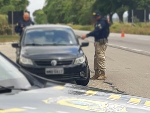 Primeiro final de semana do ano resulta em sete pessoas detidas pela PRF