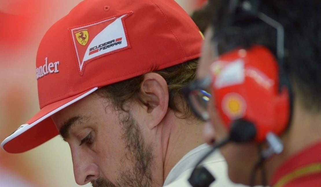 Alonso diz à Ferrari que quer sair, diz jorna