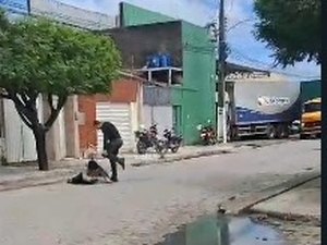 [Vídeo] Homem é agredido durante briga de trânsito no bairro Primavera, em Arapiraca