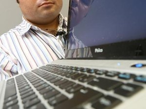 Novas tecnologias ajudam pessoas com deficiência, em concursos