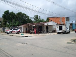 Homem é encontrado morto em bar no conjunto Village Campestre, em Maceió