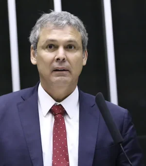 Deputado do PT aciona PF e PGR contra Flávio Bolsonaro