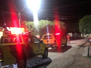 [Vídeo] Polícia encerra aglomeração em bar de música ao vivo, em Batalha