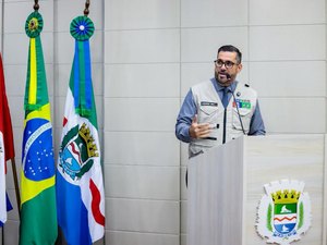 Lei de Leonardo Dias que estabelece multa de R$ 5 mil por uso ofensivo de símbolos cristãos é aprovada