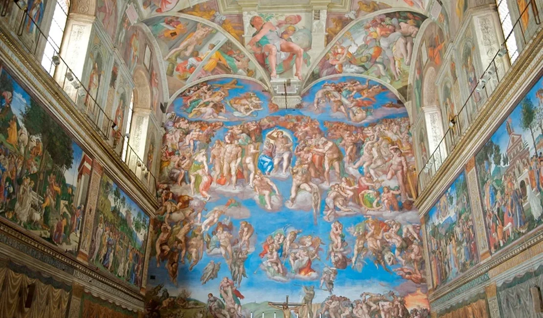Famosa pintura de Michelangelo passa por restauração na Capela Sistina