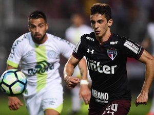 BRASILEIRÃO: Em noite de zebras, Galo vence, mas São Paulo e Flu tropeçam