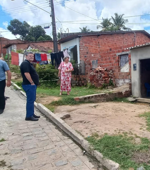 Seinfra faz visita técnica em Coqueiro Seco para levar melhorias habitacionais
