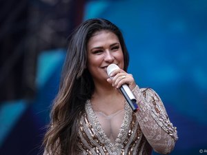 Após emagrecer, Simone Mendes exibe silhueta mais magra e ganha elogios