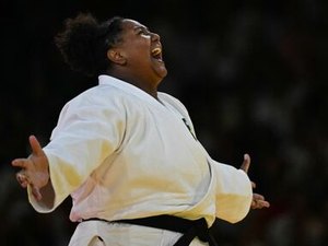 Beatriz Souza vence final do judô e garante 1º ouro do Brasil