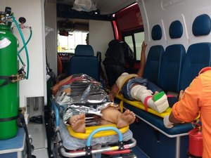 [Vídeo] Acidente entre duas motos deixa cinco feridos em Arapiraca