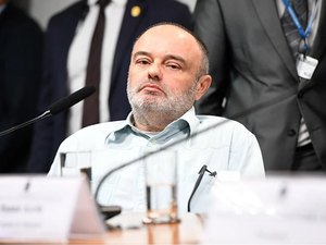 Moraes mantém preso homem que tentou explodir bomba em aeroporto no DF