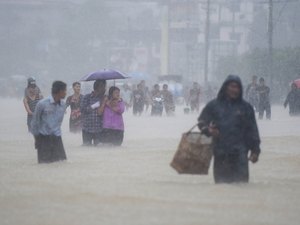 Inundações deixam mais de 10 mortos e 148 mil desalojados em Mianmar