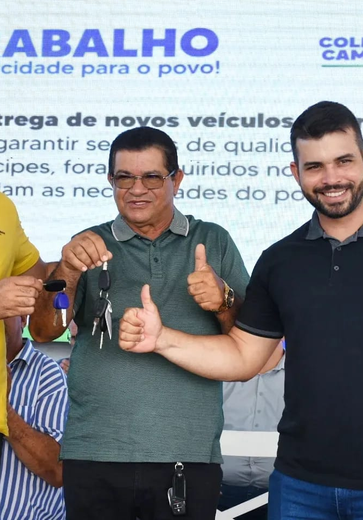 Em solenidade, Prefeito Aldo Popular entrega veículos, anuncia obras e amplia o Bolsa Real