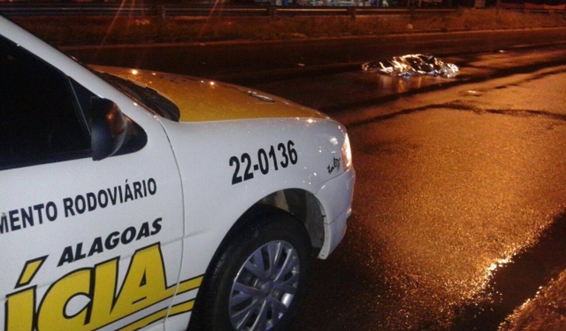 Pedestre embriagado morre ao cruzar a AL 220