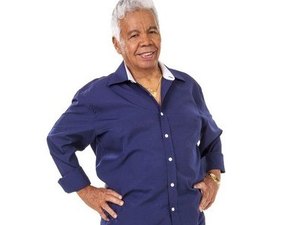 Roque, fiel escudeiro de Silvio Santos, é internado em SP