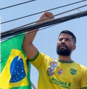 Fabio Costa participa do Brasil nas Ruas ao lado de Gaspar e apoiadores