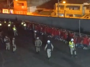 Após vídeo de policiais agredindo torcedores, PM vai investigar “excessos”