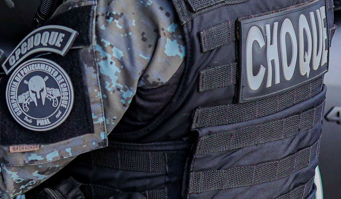 Foragida da Justiça por tráfico de drogas é presa em Maceió