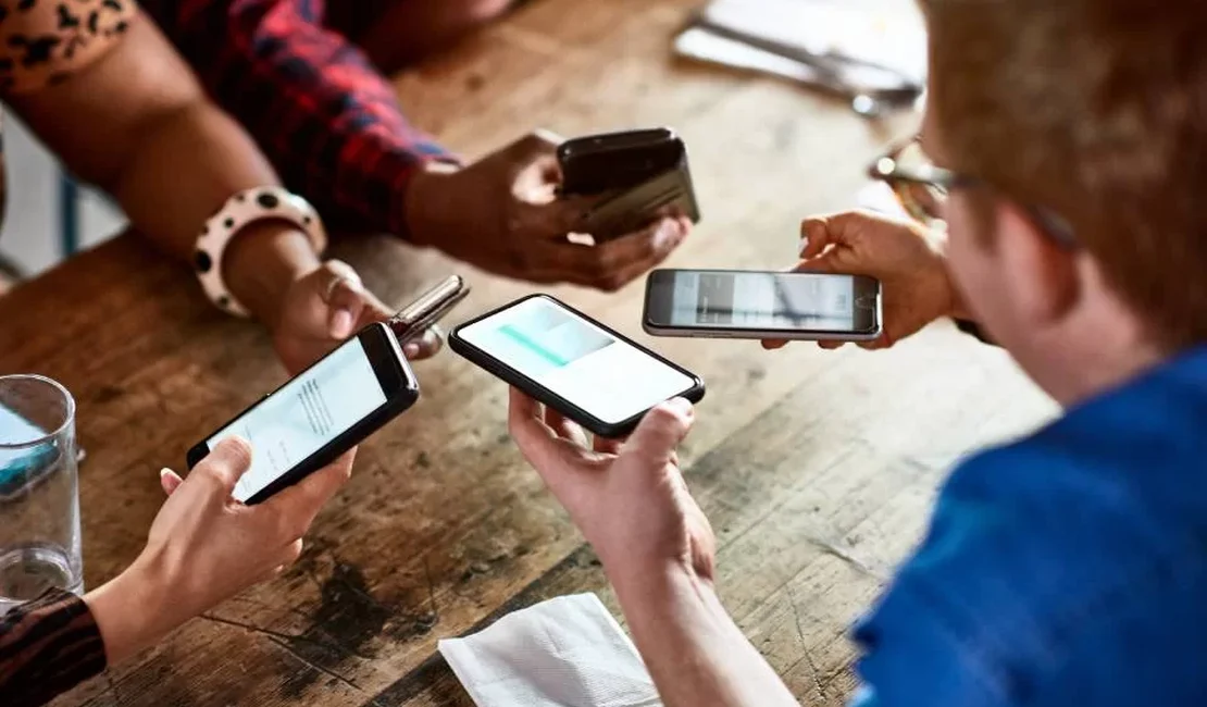Como se conectar com diferentes gerações nas redes sociais?