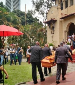 Jornalistas mortos em acidente da Chapecoense são velados na sede do Botafogo