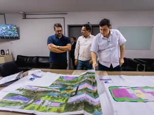 Prefeito Carlos assina Ordem de Serviço para construção de Praça no Conj. José Carlos em Rio Largo