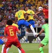 Brasil sofre gol contra, esbarra no goleiro Courtois e é eliminado pela Bélgica 