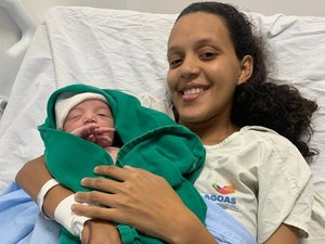 Menina é primeiro bebê nascido em 2025 na Rede Pública de Alagoas