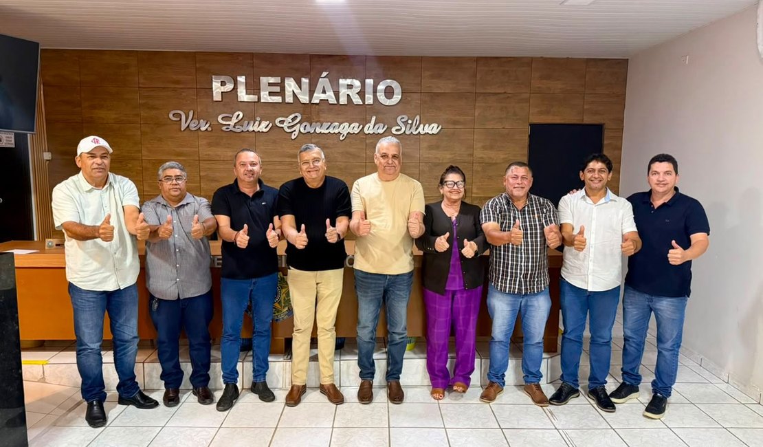 Pré-Campanha de Alfredo Gaspar recebe adesão de vereadores de Craíbas