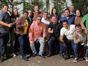 16 dos 19 vereadores de Arapiraca articulam apoio a Arthur Lira para o Senado
