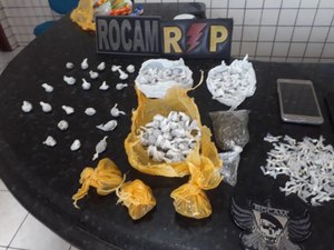 Drogas e celulares são aprendidos com traficantes em São Miguel dos Campos 