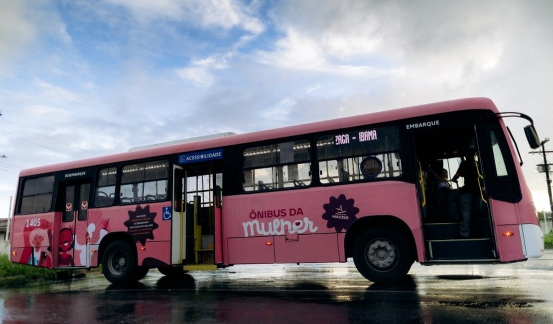 Ônibus da Mulher registra 90 mil embarques em três meses