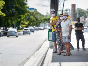 Covid-19: estado e prefeituras divergem sobre atualização de casos 