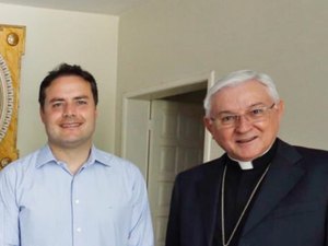 Governador Renan Filho lamenta morte de Dom Valério Breda