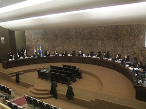 TJ considera legal incorporação de gratificações por fiscais aposentados