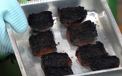 Ex-MasterChef erra receita, carboniza pão na TV e vira meme: 'Deu uma queimadinha'