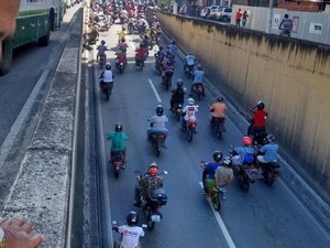 Proprietários de cinquentinhas protestam contra valor de emplacamento