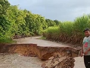 [Vídeo] Temporal destrói estrada vicinal no município de Matriz de Camaragibe