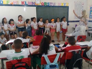 Escola da rede municipal de ensino de Arapiraca compartilha projetos