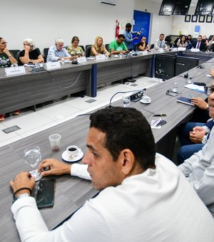 Governo de Alagoas confirma queda na arrecadação, mas mantém diálogo com categorias
