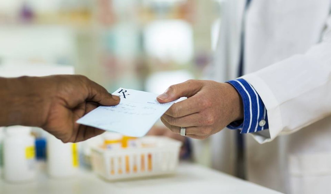  Projeto de Lei propõe a renovação das receitas de medicamentos de uso contínuo