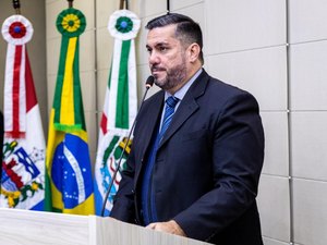 Emenda de Leonardo Dias à Abrasel é destinada para capacitação de 200 jovens