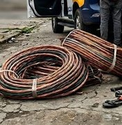 Dupla criminosa é presa ao furtar fios de cobre de edifício no Centro de Maceió