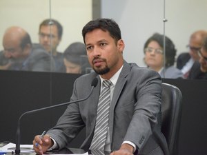 Deputado protocola pedido na CGU e pede mais transparência na Assembleia