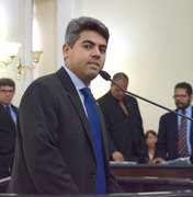 Carimbão Junior é nomeado como secretário parlamentar na ALE