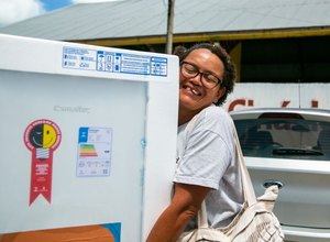 Povoado Penedinho recebe mutirão de troca de geladeira e de lâmpadas