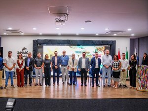 Ricardo Nezinho participa da abertura do 1º Fórum de Turismo Regional em Arapiraca