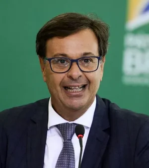 PF investiga Gilson Machado por tentativa de obter passaporte português para Mauro Cid