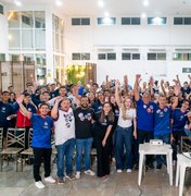 Cibele Moura recebe homenagem por apoio ao esporte amador em Maceió